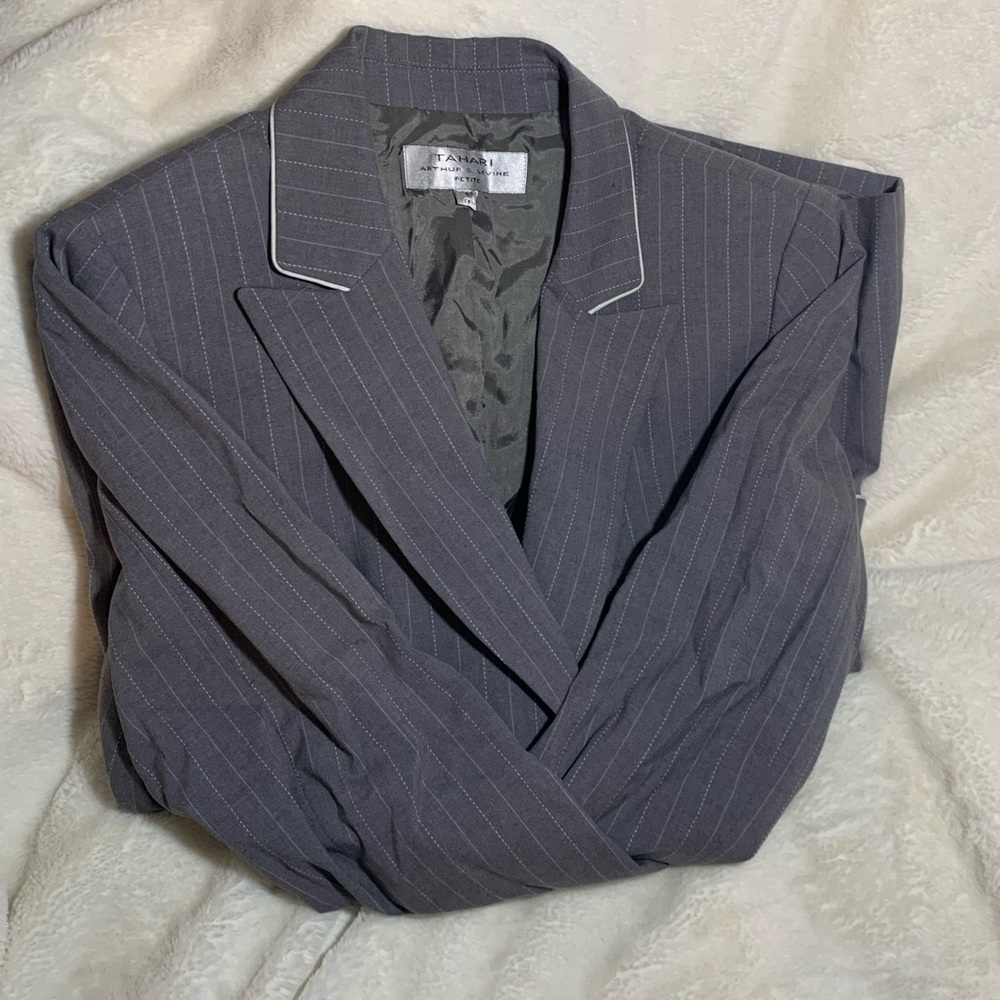 Grey suit top